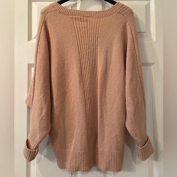 Moth by Anthropologie Cozy V-Neck Oversized Sweater - Blush Pink/Peach - Picture 3 of 7